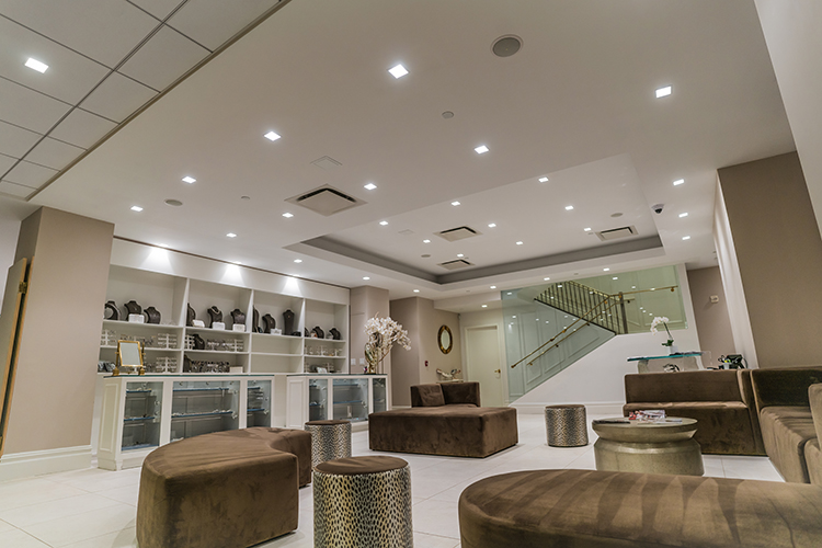 CASE STUDY: Kleinfeld Bridal Says Yes to the Lights – Amerlux Blog